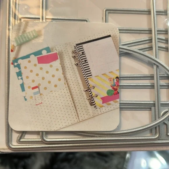 New Set of 2 thin metal die cuts and clear stamps for planner paper crafting - Picture 5 of 15